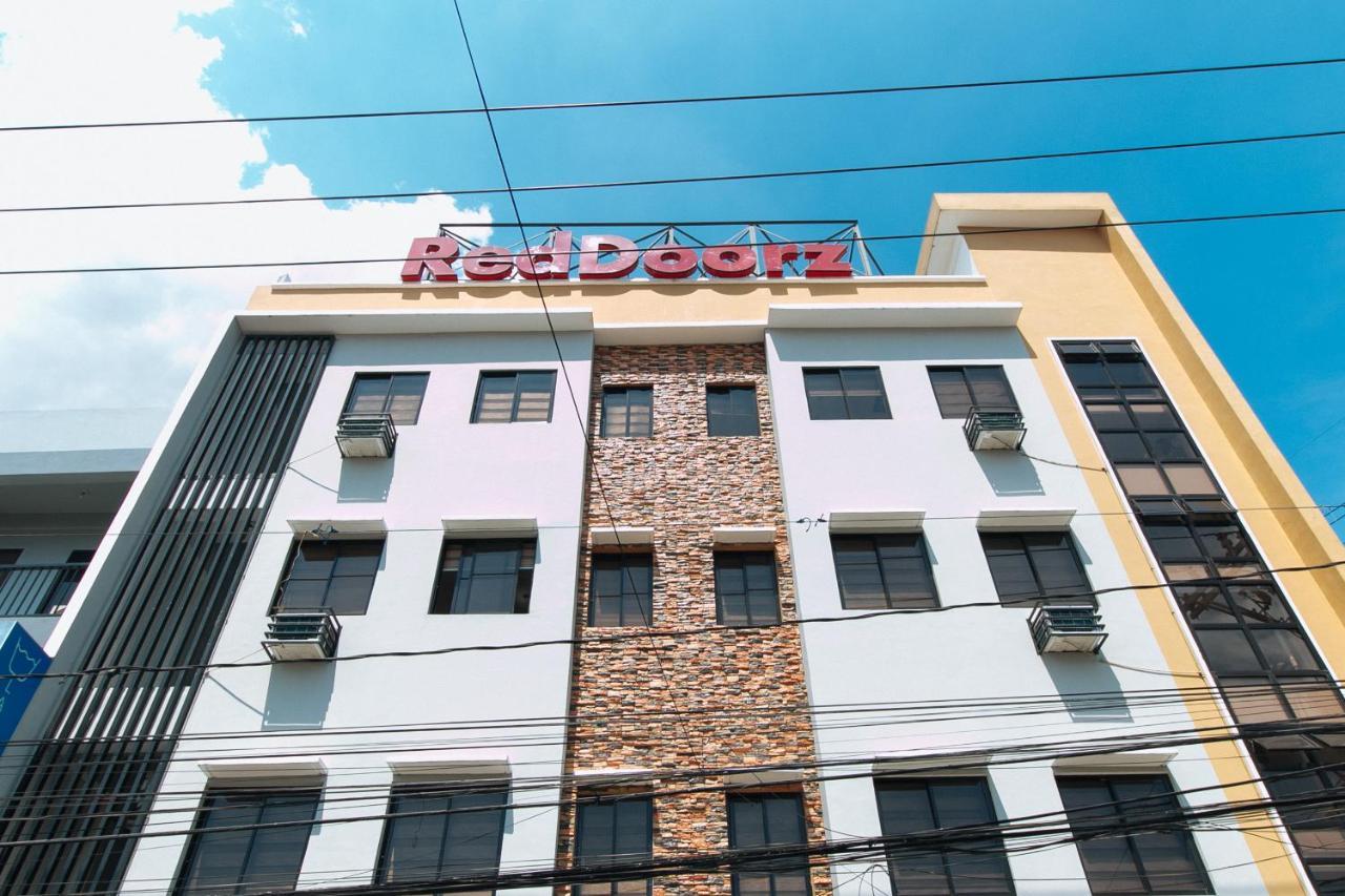 Reddoorz Near Sm Bicutan Hotell Paranaque City Eksteriør bilde