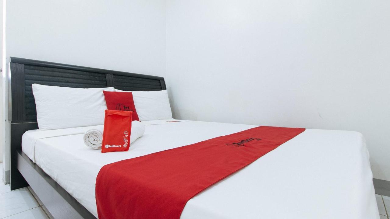 Reddoorz Near Sm Bicutan Hotell Paranaque City Eksteriør bilde