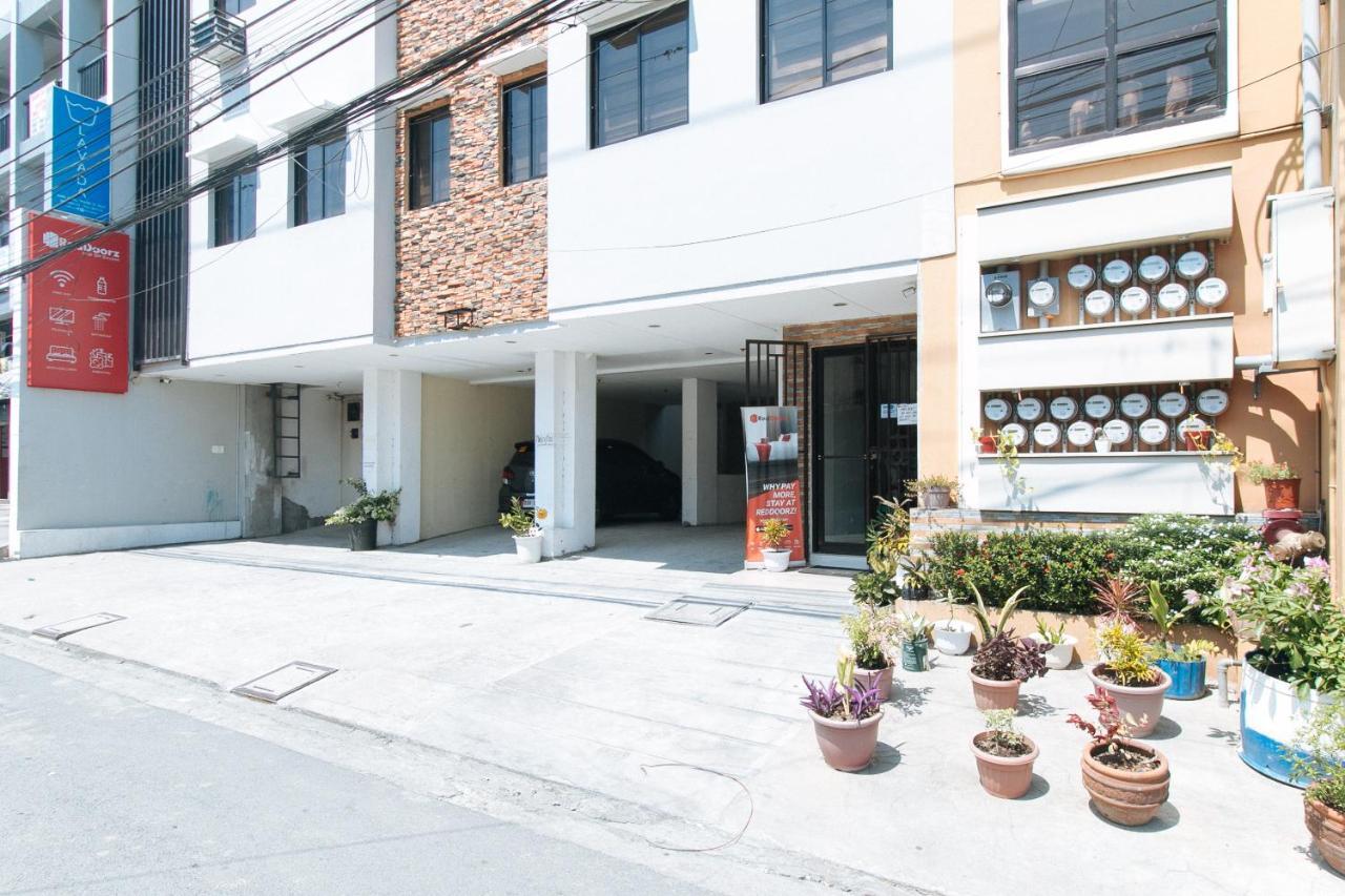 Reddoorz Near Sm Bicutan Hotell Paranaque City Eksteriør bilde