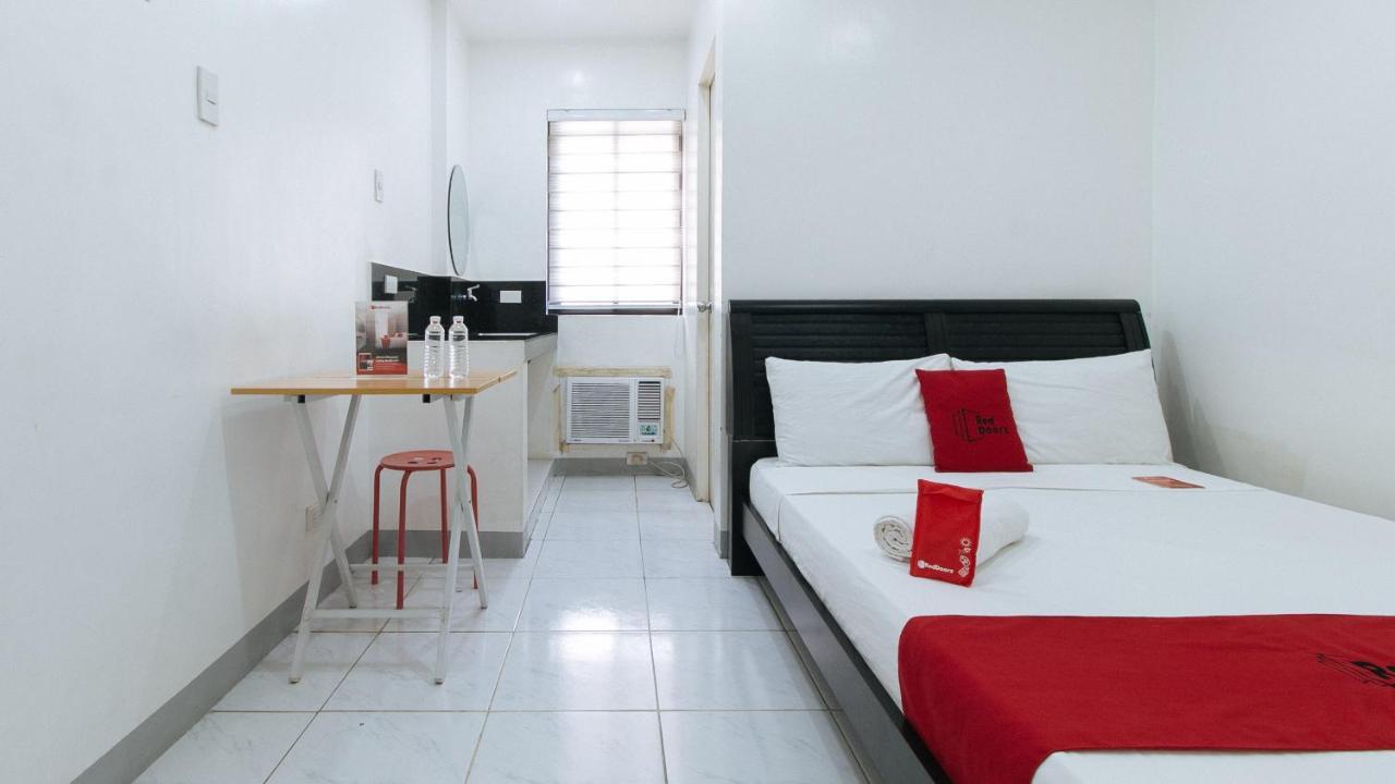 Reddoorz Near Sm Bicutan Hotell Paranaque City Eksteriør bilde