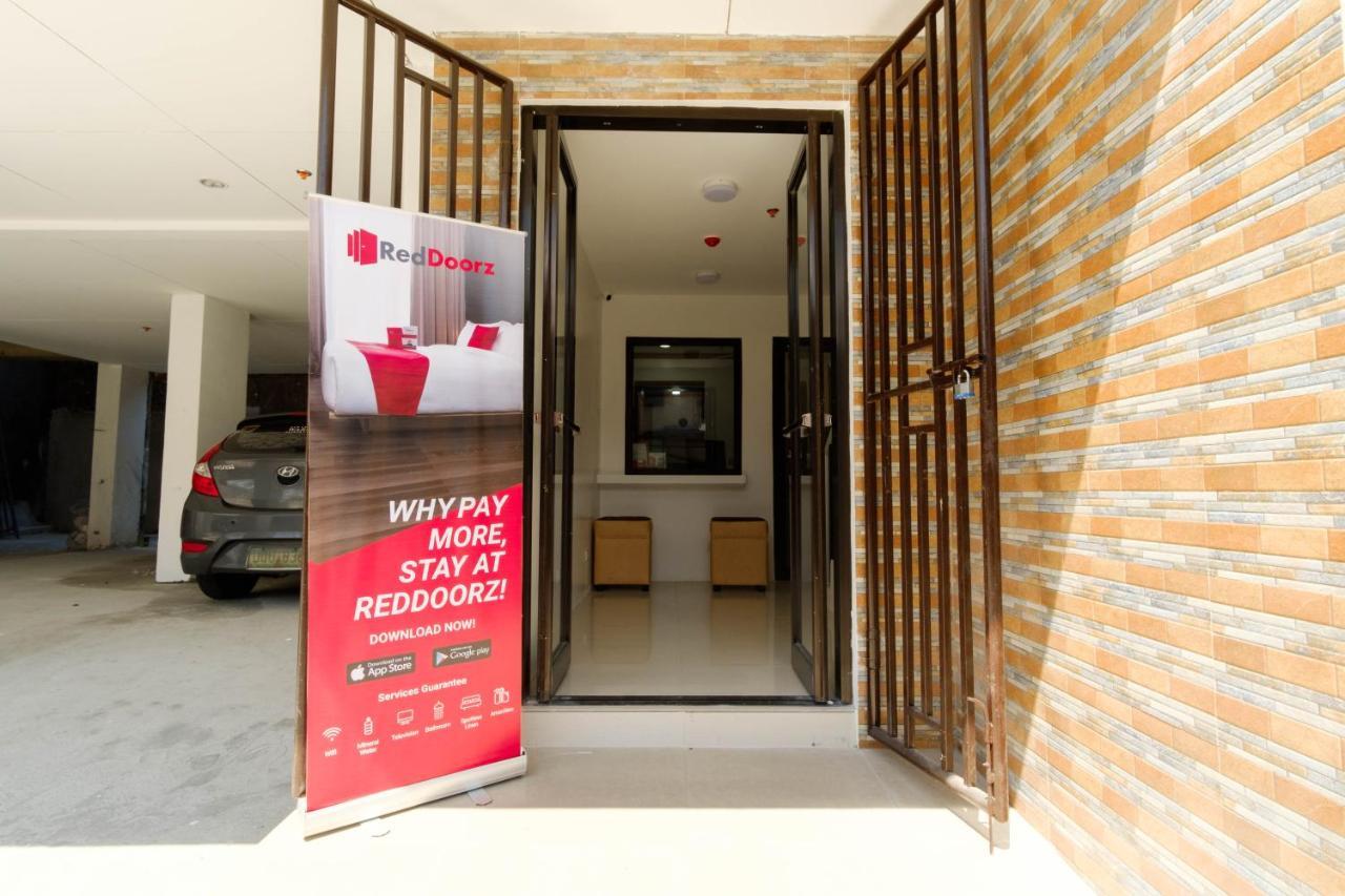 Reddoorz Near Sm Bicutan Hotell Paranaque City Eksteriør bilde